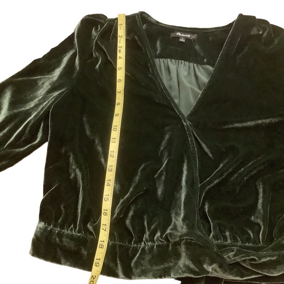 Madewell Velvet Wrap Blouse in Rich Green Size Medium - Picture 10 of 13